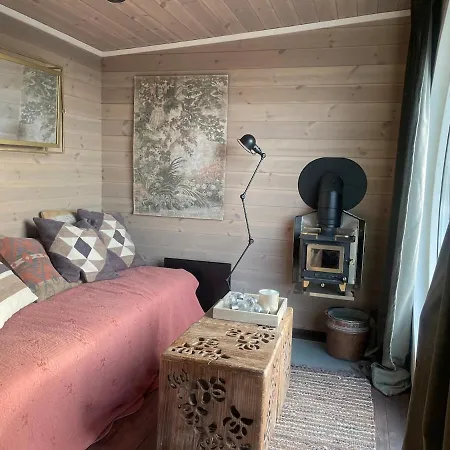Semesterbostad Tiny House On Wheels With Great Views Sjusjoen Minihus Med Utsikt Sjusjoen *