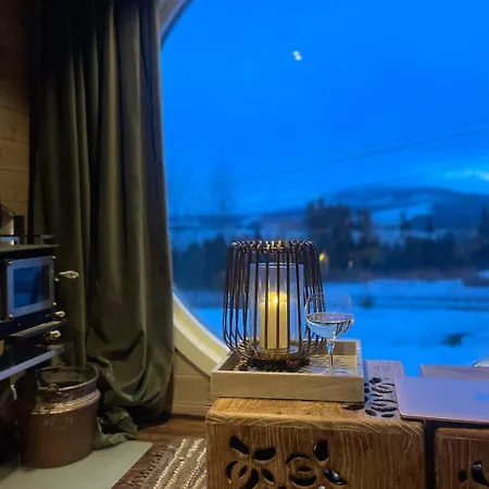 Tiny House On Wheels With Great Views Sjusjoen Minihus Med Utsikt Sjusjoen